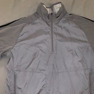 Men’s grey Nike windbreaker
